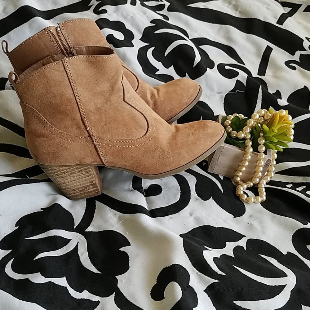 Brown boots
